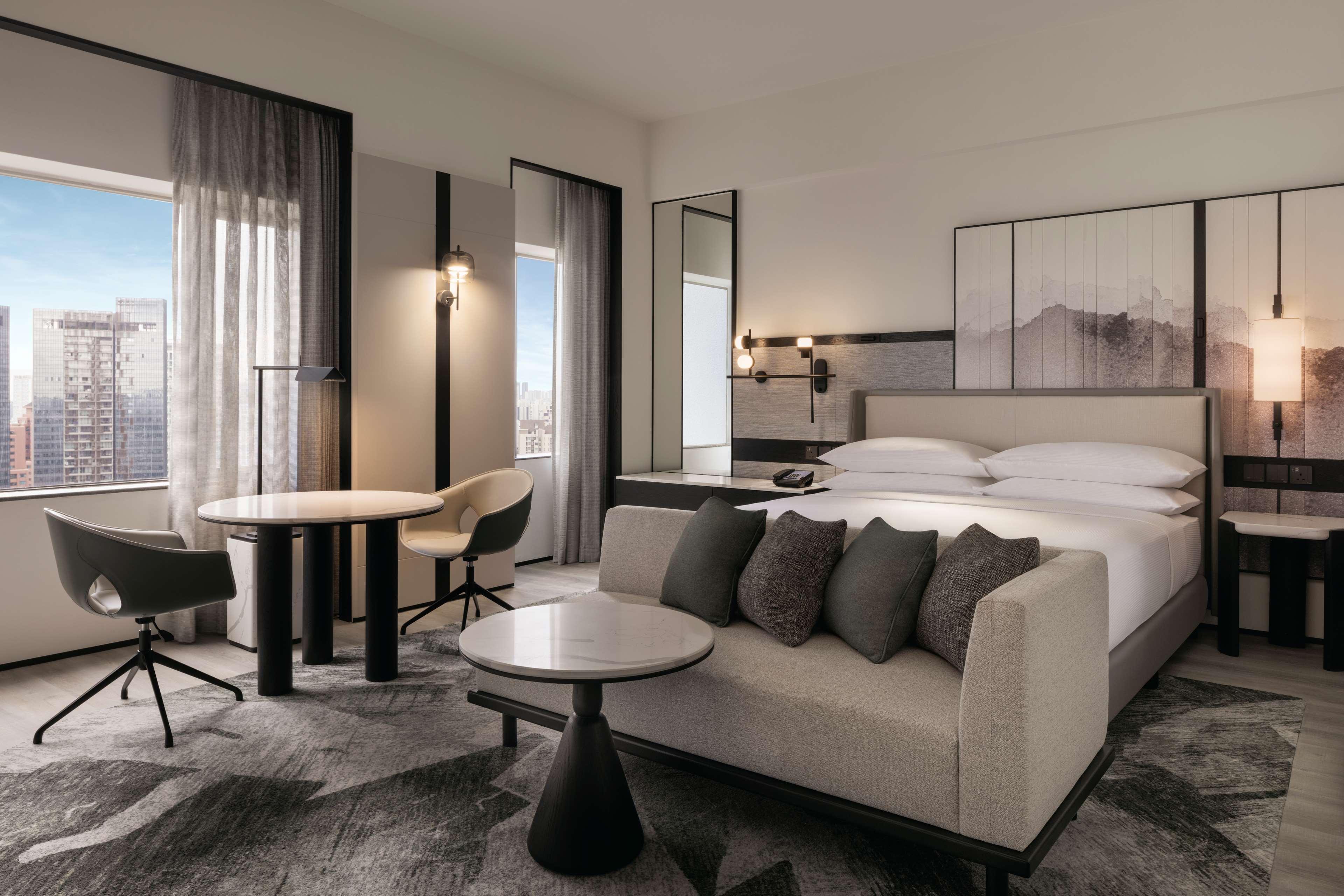 Hilton Singapore Orchard Exterior photo Deluxe Room