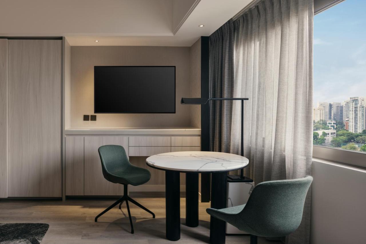 Hilton Singapore Orchard Exterior photo A room at the hotel